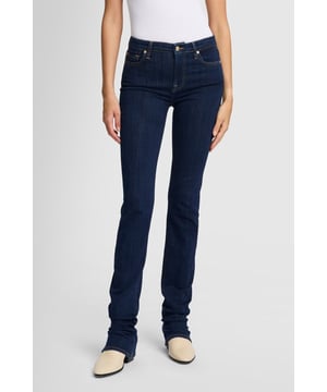 Damen  Die neuen Anna Skinny Jeans haben einen mittelhohen Bund und einen körpernahen Schnitt mit normaler Schritthöhe und etwas ausgestelltem Saum, der über Stiefeletten besonders vorteilhaft sitzt. Sie sind aus unserem figurformenden und dehnbaren Slim Illusion Denim gefertigt und präsentieren sich in einer dunkelblauen Waschung. Die Jeans von 7 For All Mankind werden aus Premiumstoffen hergestellt.