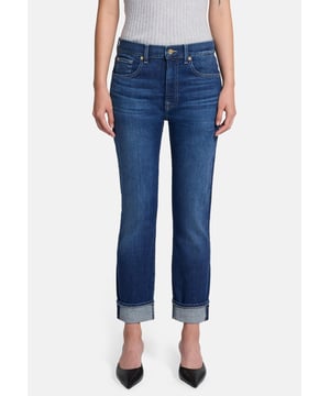 Damen  Die Relaxed Skinny Jeans lässt sich elegant oder leger kombinieren – mit Weste und Slingbacks oder T-Shirt und Sneakers. Diese Jeans ist ein Must-have mit mittlerer Leibhöhe, Skinny Fit und verkürztem Schnitt. 7 For All Mankind Jeans werden aus hochwertigen Stoffen gefertigt.