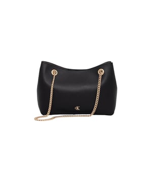 Merk: Calvin Klein
  Geslacht: Dames
  Type: Tassen
  Seizoen: Herfst/Winter
  Kleur: zwart
  Sluiting: met automatische knopen
  Zakken: binnenzakken
  Afmetingen (cm): 19x25x10.5
  Details: schoudertassen
  Artikelcode: LV04F3205G
  Samenstelling: 51% polyester 49% polyurethaan