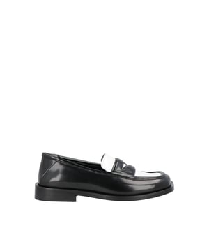 Zusammensetzung: 100% Leder  

Innen: 100% Leder  
Einlegesohle: 100% Leder  
Sohle: 100% Leder  
Eckige Zehenform  
Markeninnensohle  
Absatz: 2 cm  
Weißes und schwarzes, abgeriebenes Kalbleder  
Hergestellt in Italien  
Geschlecht: Damen  
Produktcode: 247WS834L046_020  
Code: SHO TT 2 LF SS25 13686