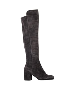 VINTAGE, RRP AS NEW
The Stuart Weitzman Block-Heel Knee-High Boots in grey suede blend timeless elegance with everyday functionality, featuring a soft, streamlined silhouette and a comfortable block heel for effortless wear. Crafted from luxurious suede in a versatile grey tone, they elevate any look with subtle sophistication. Style them with a knit midi dress and a structured coat for a chic cold-weather outfit, or pair with skinny jeans and a turtleneck for a sleek, city-ready ensemble.

 Stuart Weitzman Block-Heel Knee-High Boots in Grey Suede

Condition: Very good
Signs of wear: Minor signs of wear
Packaging: None
Color: Grey
Material: Suede | suede
Size: EU | 37.5
Measurements: Heel height: 80; Insole length: 280
SKU: NAPPUGBSH537582W