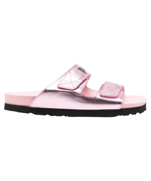 Material: 100 % Kalbsleder

Innenmaterial: Leder
Innensohle: Leder
Sohle: Gummi
Slip-On
Runde Zehenpartie
Klettverschluss
Kontrastierendes Logo-Detail oben
Hergestellt in Spanien
Geschlecht: DAMEN
Produktcode: PWIH019S23LEA001_3030
Code: SHO EG 2 SN SS P00004 263