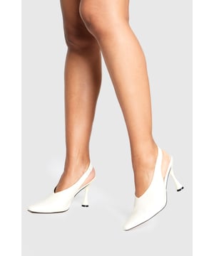 We'll make sure your shoes keep you one stylish step ahead of the crowdWhether you're keeping it simple in sliders, living the high life in heels or joining the fash pack in flatforms, you'll be heading to shoe heaven with our fashion-forward footwear collection. Boots are your day-to-night bestfriend, giving a floral dress&nbsp;that tough twist - add a biker jacket for even more attitude. Find your summer feet in jelly sandals and enjoy balmy nights in block heels.