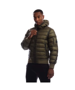 Mens C.P. Company D.D. Shell Hooded Down Jacket in elmwood green.Hooded down jacket crafted in D.D. Shell  a micro-ripstop opaque 7-denier nylon. The lightness and transparency of the fabric emphasize the structure of the garment  while the Direct Down Injection process ensures optimal insulation.- Fixed hood with adjustable bungee drawcord.- Two-way full zip fastening.- Side zip pockets.- Inside pocket.- Iconic C.P. Company lens detail pocket at left sleeve.- Ribbed cuffs and hem.- Adjustable bungee drawcord at hem.- Regular fit.- Main material: 100% Polyamide.  Lining: 100% Polyamide.  Padding: 95% White duck down  5% Feather.  Machine washable.- Ref: 19CMOW002A 110416A 652