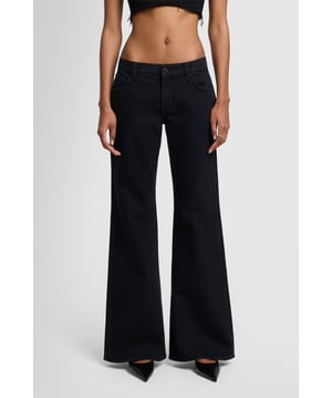 Damen  Die Spencer Flare ist mühelos cool, mit mittelhohem Bund, ausgestelltem Bein und lockerer Passform. Jeans von 7 For All Mankind werden aus hochwertigen Stoffen hergestellt.
