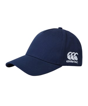 Gewebetechnik: Flexfit. Marke: Canterbury. Snapback. Design mit 6 Segmenten, Oben mit Knopf, Mit gebogenem Rand, Mit umstickten Ösenlöchern, Flacher Schirm. Design: bestickt, Logo.