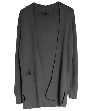 Wrap yourself in effortless comfort with this super soft, drapey open longline cardigan. Designed for ultimate relaxation, it features cozy pockets and a flowing fit that moves with you. Perfect for lounging or layering, this versatile piece elevates your comfort-wear wardrobe while keeping you stylishly snug all day long.

31" Shoulder to Hem.