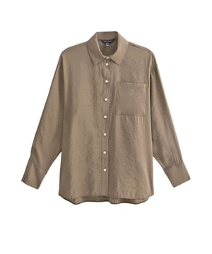 This lightweight shirt is a timeless choice that can be styled up or down for almost any occasion.

28" Shoulder to Hem.