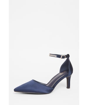 - Satin finish - Diamante strap - Pointed toe - Court style - Heel height: 6.5 cm / 2.7 inches