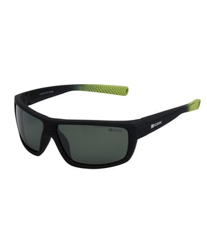 Diese Herren-Sonnenbrille von Kodak kombiniert ein sportliches und modernes Design mit lebendigen Details, die sie hervorstechen lassen.\n\n Form und Design:\n - Kodak-Sonnenbrille mit gebogener rechteckiger Form.\n\n Rahmenmaterial:\n - Diese Sonnenbrille besteht aus TR90-Nylon, einem ultraleichten, flexiblen und widerstandsfähigen Material, und garantiert den ganzen Tag über Tragekomfort.\n\n Koteletten:\n – Die Bügel sind passend zum Rahmenmaterial ebenfalls aus TR90 gefertigt.\n\n Markendetails:\n - Kodak-Branding auf den Bügeln.\n\n Gläser:\n Polarisiert: Ja.\n - Progression: Ja, kompatibel mit Gleitsichtgläsern.\n - Graduierung: Ja, anpassbar an Ihre visuellen Bedürfnisse.\n - 100 % UV400-Schutz.\n\n Die Farbe der Sonnenbrillengläser kann aufgrund von Lichteffekten oder Anpassungen der Materialverarbeitung leicht von den Bildern abweichen, ihren Stil und ihre Qualität behalten sie jedoch immer!\n Maßnahmen: Hohe Linse: 37 mm. Linsenbreite: 63 mm. Steg: 19 mm. Bügel: 123 mm.\n Komposition: Nylon TR90\n Pflege:\nNutzen Sie ein Mikrofasertuch um die Linsen zu reinigen und Kratzer zu vermeiden.