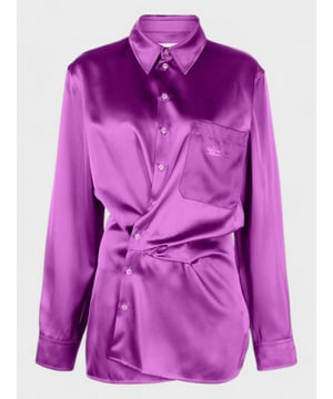  


Vibrant violet satin with a printed logo on the front and a spread collar, long sleeves. Made in Italy. Fabric: 100% Viscose. Care: Dry Clean Only.



 