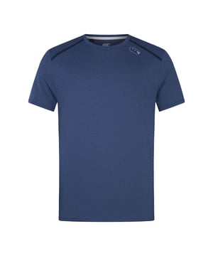 Gewebetechnik: Atmungsaktiv, langlebig, Feuchtigkeitsabweisend, Schnell trocknend. Bio-Baumwolle, Polyester. Design: Logo, meliert, Strukturiert. Geklebte Nähte, Kontrastfarbene Bänder. Rundhalsausschnitt. Kurzärmlig. S: 99 cm. M: 104 cm. L: 109 cm. XL: 114,3 cm. XXL: 121,92 cm.
