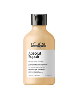 Revitalisieren Sie Ihr Haar mit dem L'Oréal Professionnel SERIE EXPERT Absolut Repair Shampoo. Diese fortschrittliche Formel erneuert und versiegelt die Haaroberfläche, wobei Feuchtigkeit und essentielle Nährstoffe für eine optimale Hydratation eingeschlossen werden. Erleben Sie eine bemerkenswerte Reduktion von 77 % des Oberflächenschadens und genießen Sie Haare, die 7-mal glänzender sind. Dieses leichte Shampoo reinigt effektiv und lässt Ihr Haar weicher, leichter kämmbar und voller Leben erscheinen. Für beste Ergebnisse auf nasses Haar auftragen, aufschäumen und gründlich ausspülen. Verwenden Sie anschließend den Absolut Repair Conditioner oder die Maske für eine verbesserte Reparatur und Glanz.