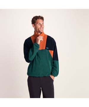 Inspired by one of our most-loved TOG24 heritage fleeces, this is an iconic piece that has all the modern style of a practical  microfleece material, with all the rugged charm of a retro-inspired design. With a cool, boxy and oversized silhouette with batwing sleeves and colour blocked panels, along with chunky oversized zips and adjusters on the hem that add to the retro style, that was made to stand out. Ideal for wearing on chilly afternoons spent in the local pub, or making a statement on the ski slopes.