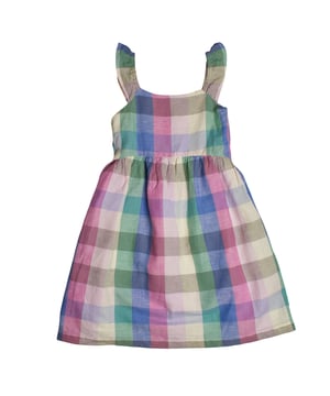 GAP Mädchenkleid mit Trägern und mehrfarbigem Karo-Print

 Dieses Mädchenkleid von GAP besticht durch seinen fröhlichen Karodruck und das ärmellose Design – perfekt für wärmere Tage. Mit gerüschten Trägern und einem leichten Schnitt ist es ein bequemes und charmantes Stück.

 Details:
 Ärmelloses Kleid mit gerafften Trägern.
 Rundhalsausschnitt und offener Rücken.
 Karomuster in verschiedenen Pastelltönen.
 Leicht geraffte Taille für zusätzlichen Schwung.
 Leichtes und atmungsaktives Baumwollgewebe.

 Ein perfektes Sommerkleid für Mädchen, ideal, um das gute Wetter in einem frischen, farbenfrohen und lässigen Stil zu genießen.
 Komposition: 55 % Leinen, 45 % Baumwolle
 Pflege:
Mit ähnlichen Farben kalt in der Maschine waschen.
 Bei niedriger Temperatur trocknen.
 Bei Bedarf bei mittlerer Temperatur bügeln.