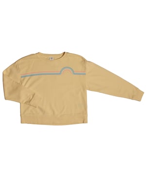 Kinder-Sweatshirt mit grafischem Design, ideal für einen fröhlichen und entspannten Stil.

 Dieses Unisex-Kinder-Sweatshirt besticht durch seine Weichheit und das geschwungene Grafikdesign und verleiht Spieltagen einen farbenfrohen Touch. Die bequeme Passform und der leichte Fleecestoff machen es zu einem vielseitigen Kleidungsstück für jede Jahreszeit.

 Details:
 Kleidungstyp: Unisex-Kinder-Sweatshirt.
 Design: Regenbogen-Frontgrafik.
 Hals: Rund gerippt.
 Verschluss: Kein Verschluss.
 Material: Weiche und leichte Baumwolle.
 Passform: Normale Passform mit anliegenden Bündchen.

 Ein perfektes Sweatshirt, das dem Alltagslook der Kleinen Farbe und Komfort verleiht. Ideal zum Kombinieren mit Jeans, Jogginghosen oder Leggings.
 Komposition: 77 % Baumwolle, 23 % Polyester
 Pflege:
Maschinenwäsche in kaltem Wasser.
 Verwenden Sie kein Bleichmittel.
 An der Luft trocknen.
 Bei niedriger Temperatur bügeln.