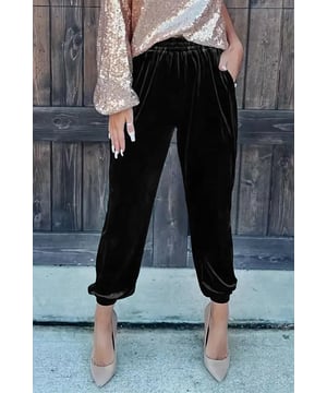 Our styles are designed with a trendy fitted look in mind following an international size standard. For the best fit we suggest choosing one size up from your usual. Be sure to check our sizing chart to find your perfect match!
  Luxurious solid velvet fabric
  High waist design for a flattering fit
  Suitable for both casual and dressy occasions
  Soft and smooth texture
  Comfortable all
  day wear
Material: 95% Polyester 5% Elastane