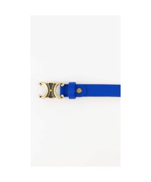 
Style elke outfit af met deze geweldige riem. De riem is gemaakt van genuine leer en is 5 cm breed. De riem heeft een donkerblauw gesp en is verkrijgbaar in de maten 85, 95 en 105. Gebruik deze riem om je look casual af te maken of gebruik de riem als ceintuur om een jurkje.

  
 * Sluiting: Haaksluiting 
 * Hardware: Donkerblauw 
 * Materiaal: Leer