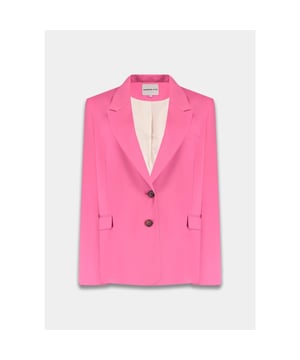 
Deze prachtige roze blazer van het trendy merk Harper en Yve is een must-have voor elke modebewuste vrouw. Met zijn stijlvolle en tijdloze design is deze blazer geschikt voor elke gelegenheid. De blazer is gemaakt van hoogwaardig materiaal, bestaande uit 95% polyester en 5% spandex. Hierdoor zit hij niet alleen heerlijk comfortabel, maar behoudt hij ook zijn mooie pasvorm. De lichtroze kleur geeft de blazer een vrouwelijke touch en maakt hem perfect voor de lente en zomer. Combineer de blazer met een jeans en sneakers voor een casual look, of draag hem over een jurkje voor een chique uitstraling. Met deze Harper en Yve blazer ben jij gegarandeerd van een fashionable outfit!