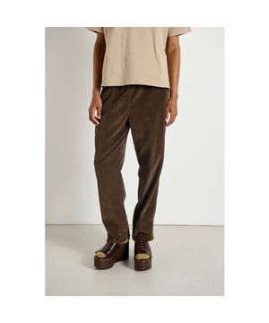 
Kleur: OURS VINTAGE<br>
Materiaal: 100% cotton (corduroy)