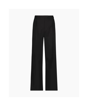 
<meta charset="UTF-8">
<div class="ProductMeta__Description">
<div class="Rte"><strong>Productomschrijving</strong></div>
<div class="Rte"><strong></strong></div>
<div class="Rte">Pantalon van het merk Another Label. Dit is dé perfecte pantalon! De pantalon heeft een lange lengte en rechte pasvorm. </div>
<div class="Rte">
<ul>
<li>Stofsamenstelling:40% Polyester (recycled), 32% Polyester, 23% Rayon, 5% Elastane.</li>
<li>Pasvorm: valt normaal. Let op: de broek heeft een wijdere pasvorm. Wanneer je de pantalon nauwsluitend wil, adviseren we een maat kleiner te bestellen. Twijfel je over de maat? Neem contact met ons op en we helpen je graag verder! </li>
</ul>
</div>
</div>
<div class="ProductMeta__Text">
<div class="Product__Tabs">
<div class="Collapsible Collapsible--large">
<div class="Collapsible__Inner">
<div class="Collapsible__Content">
<div class="Rte">
<p> </p>
</div>
</div>
</div>
</div>
</div>
</div>