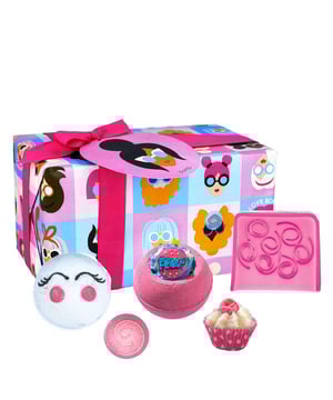 Elevate your self-care routine with the Bomb Babes Gift Pack from Bomb Cosmetics. This exquisite collection of handcrafted cosmetics is designed to transform your bath into a luxurious escape, infused with vibrant scents and pure essential oils. Each product offers a unique experience, making every soak a glamorous celebration of you. Indulge in the Girl Power Blaster, Wake Up & Make Up Blaster, Rose Bath Buttercup, Island Tiara Bath Creamer, and Pink Pamper Soap. Get ready to shine and feel like a superstar with this fabulous gift set!