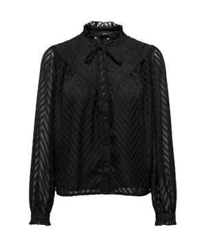 
Blouse met allover zigzagpatroon.De blouse heeft ruches aan de kraag, een ronde hals, een strikkoord, een knoopsluiting aan de voorzijde, lange doorschijnende volumineuze mouwen, mouwuiteinden met een knoopje en ruches aan de uiteinden van de mouwen.Extra details Lange doorschijnende volumineuze mouwen, Knoopsluiting aan de voorkant Rushes uiteinden mouw Lange mouwen.Materiaal:100% PolyesterWasvoorschrift:Machinewas max. Fijnwas 30 graden Celsius. Niet in droger