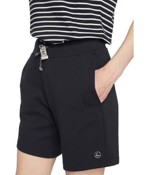  Musthave uit de Dames Broeken Sale van Luhta   Gun jezelf dit prachtige item uit de laatste collectie  Betaal achteraf
Luhta Casual Shorts van het materiaal en in de kleur Marine-wit.
