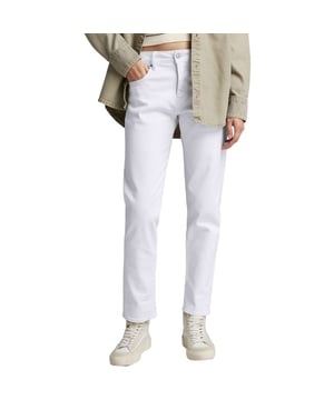 
G-Star Kate Boyfriend in wit. Kate spijkerbroek heeft een iets lagere tailleband en draag je relaxed fit. Deze witte jeans heeft iets smaller toelopende pijpjes met omslag die je enkel lang kunt dragen. De pasvorm geeft een uitzonderlijk draagcomfort en grote bewegingsvrijheid. Deze boyfriend pasvorm valt iets royaler uit in de maat.