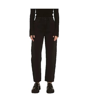 
<span>Kenzie relaxed jeans is a straight fitted jeans.</span><br><br><span>- 50% organic cotton, 50% cotton</span>
