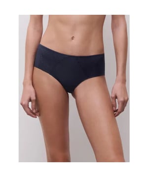 
Zacht aanvoelende lijn voor ultiem dagelijks comfort, van gebloemd kant, aangevuld met moderne uitsparingen

Kort
Kant met zacht aanvoelend, ondoorzichtig gaaspaneel aan de voorkant
Elastische rand
KANT 87,5% POLYAMIDE 12,5% ELASTAAN
GAAS 72% POLYAMIDE 28% ELASTAAN
Basic breisel van 100% katoen