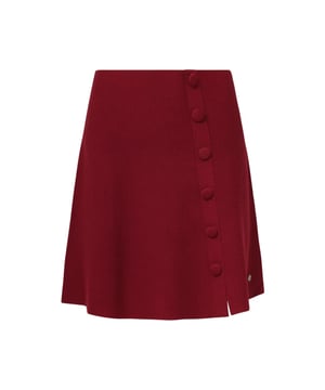 
Een flatterende A-lijn in tijdloos zwart: deze rok van Smashed Lemon combineert stijl met comfort. Ideaal met een blouse of gebreide trui. Dit rok heeft knopen voor dat extra details en is gemaakt van 70% viscose. Belangrijke punten:- - Uitlopend model voor een speels effect - Zwarte kleur past bij alles - Heerlijk zacht en gemaakt van 70% viscose Verkrijgbaar in Bordeaux, Grey, black.Specificaties :

 
 * Stijl: Gebreide Rokken 
 * Print: Uni 
 * Pasvorm: Uitlopend 
 * Lengte: Boven de knie 
 * Model is: 173 cm tall and wears size S/36 
 * Country of origin: Made in P.R.C. 
 * Verkrijgbaar in kleuren: Bordeaux, Grijs, Zwart 
 * Lining: No 
 * Fabric composition: 70%Viscose 30%Nylon