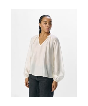 
OBJHEIDI L/S LO V-NECK TOP NOOS