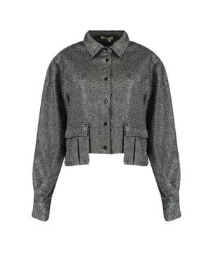 
Dit zilverkleurige damesjack van Harper and Yve is een must-have voor elke modieuze vrouw. Gemaakt van hoogwaardige materialen, biedt deze jas zowel comfort als stijl. De mix van 55% polyester en 45% PET maakt het jack duurzaam en makkelijk te onderhouden. De zilveren kleur geeft een moderne touch aan elke outfit. Dit jack is perfect voor zowel casual als chique gelegenheden en kan eindeloos gecombineerd worden met andere kledingstukken. Wees een trendsetter in dit Harper and Yve jack en voeg hem vandaag nog toe aan je garderobe!