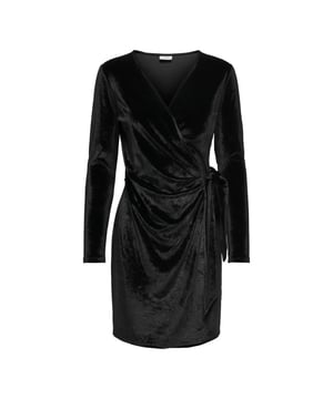 
Of je nu bent uitgenodigd voor een tuinfeestje, een avondje uit of een diner in een restaurant, dit item is de perfecte keuze voor speciale gelegenhedenExtra details zijn: Vhals Lange mouwen Wikkelsluiting MinilengteMateriaal:93% Polyester, 7% ElastaanWasvoorschrift:Machinewas max. Fijnwas 30 graden Celsius. Niet in droger