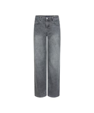 
<p>De Colette Grey Denim is een wide leg jeans met een grijze wassing. De jeans is aansluitend op de heup en loopt vanaf de bovenbeen wijd uit. De Colette Grey Denim heeft een hoge taille en is gemaakt van stretch denim voor ultiem comfort.</p>
<ul>
<li>Materiaal: 77% katoen 20% polyester 2% viscose 1%elastaan.</li>
<li>Fitting: highrise - regular fit - wide legs<br>
Code: SRB4635</li>
</ul>