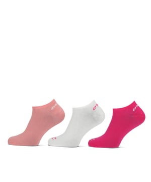 
O'Neill dames sneakersokken 730003. De set basic sneaker sokken bevat 3 effen kleuren; oud roze, wit en roze enkelsokken en zijn voorzien van ribboord voor een prettige pasvorm. Hierdoor zijn ze perfect voor in je dagelijkse schoenen.