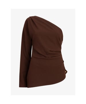 
Must-have! De JOSH V Kelvis dames top in de kleur Dark Brown is gemaakt van stretchmateriaal met gerecycled polyester. De top heeft een regular fit en is voorzien van een one shoulder. Door middel van een blinde ritssluiting aan de zijkant sluit de top. Stijltip: ga voor een donkerbruine look en combineer de top met de matching Korien pants.

Valt groot, wij adviseren een maat kleiner