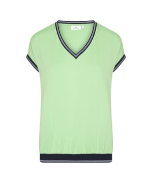 Dit artikel van HV Society koop je nu met hoge korting in de HV Society outlet op V&D!
Top van stretch jersey met korte mouwen met aansnijding in effen of all-over print. Ribboord met contraststrepen aan onderkant, mouw en hals. Hals heeft een V-vorm. Metalen plaatje aan de voorkant 95% viscose 5% elastan