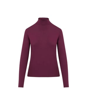
Super comfortabele bordeaux rode Sofia coltrui van het merk CC Heart. Een heerlijk basic item om in je garderobe te hebben en leuk voor verschillende gelegenheden. De coltrui is mooi strak zittend, met lange mouwen een een rechte zoomlijn onderaan.
Draag hem met de vegan leather cargo broek of mooie pantalon.Materiaal: Viscose 95% Elastaan ​​5%