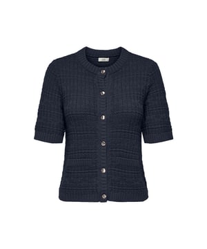 
Dit lichtblauwe vest van het merk Jacqueline de Yong is een echte must-have voor elke dames garderobe. Het vest is gemaakt van een comfortabele mix van 50% acrylic en 50% katoen, waardoor het niet alleen zacht aanvoelt maar ook nog eens duurzaam is. Het gebreide design geeft het vest een trendy en casual uitstraling, perfect voor elke gelegenheid. Of je het nou combineert met een jeans voor een dagelijkse look of met een rokje voor een avondje uit, dit vest is het perfecte item om jouw outfit compleet te maken. Shop nu dit prachtige lichtblauwe vest op .eu en geef jouw kledingkast een upgrade met dit stijlvolle item van Jacqueline de Yong.