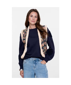 
Kleur: black/olive/pink <br>
Materiaal: 89% katoen, 10% polyester, 1% elastaan