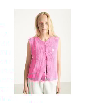 
Kleur: ROSE BUBBLE CHINE <br>
Materiaal: 35% acrylic, 31% alpaca, 22% polyamid, 11% wool, 1% elastane