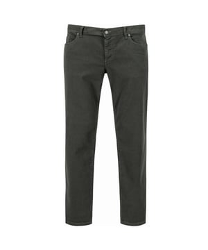 
<p><strong>Alberto - 5737-1383 Pipe</strong></p>
<p>Mooie color 5-pocket van het merk Alberto, deze 5-pocket broek is gemaakt van een fijne stretch stof en heeft een mooie aansluitende pasvorm; model pipe.</p>
<ul>
<li>Regular fit</li>
<li>Rechte pijp</li>
<li>Ritssluiting</li>
<li>92% Katoen/6% T400 Elastomeer/2% Elasthan</li>
</ul>
