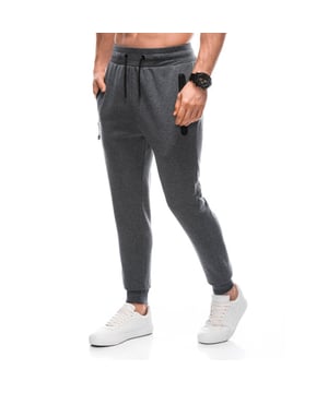 
Heren joggingbroek grijs. De mannen broek is gemaakt van zachte aangename joggingstof. Ook heeft de loungebroek heren een normale pasvorm. Deze joggingbroek heren (https://italian-style.nl/heren) is ideaal voor thuis en casual gebruik.

 Pasvorm: Normal Fit
 Materiaal: 100% Polyester
 Kleur: Grijs
 Sportcategorie: Fitness
 Tailleband: Verstelbaar, elastisch
 Sluiting: Met koordsluiting
 Zakken: Met rits
 Patroon: Effen
 Details: Elastische tailleband

 Artikelnummer: JOGO-0102-1