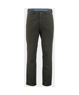 
Meyer Chino Groen DUBLIN Art.2-3615 1272361500/29 met artikelcode1272361500/29 .  van het materiaal 60% Biologisch Katoen / 38% Gerecycled Polyester / 2% Elastaan. Extra specificaties: , , , , kleur Groen.