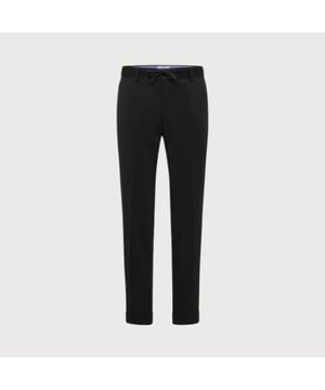 
Een tijdloze chino met speciale stretch stof voor het ideale comfort. Deze chino's zijn veelzijdig te combineren en perfect voor sneaker suits. 


De ideale sneaker suit


Stretch stof voor ideale flexibiliteit & comfort


Veelzijdig te combineren


Artikelnummer: CBIW20-M24
Model heeft een lengte van 189 cm en maat 48