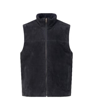 
Alter Ego Bodywarmer is een veelzijdige toevoeging aan je garderobe. Deze multicolor bodywarmer is gemaakt van zacht materiaal met een robuuste ritssluiting en handige steekzakken. Ideaal voor een laagjeseffect bij frisse dagen. Alter Ego staat voor innovatie en stijl, met een focus op moderne, functionele kleding voor iedereen die waarde hecht aan kwaliteit.