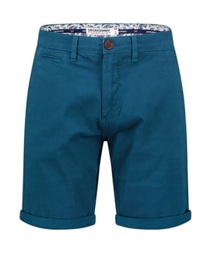 
<p>Chino shorts heren | Geographical Norway | Pacome</p>
<p>Chino korte broek heren voor de zomer van het Moda Italia merk Geographical Norway. De chino bermuda is gemaakt van lichte stretch stof. Dit geeft een comfortabel draaggevoel. De chino short is casual met een elegant tintje. Ook kun je de chino korte broek voor heren goed combineren op je outfit met een overhemd korte mouw, polo of een T-shirt.</p>
<p>Samenstelling: 98% katoen, 2% Lycra elastan<br />
Kleur: Navy<br />
Pasvorm: Normal Fit</p>