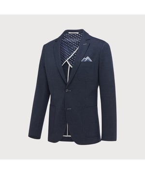 
Deze tijdloze colbert is de favoriete sneaker suit van onze klanten. De stof is speciaal geweven voor flexibiliteit & de perfecte draagcomfort. Veelzijdig te combineren. De favoriete sneaker suit van onze klanten Veelzijdig te combineren Speciale stof voor flexibiliteit & de perfecte draagcomfort Artikelnummer: JBIW20-M30 Model heeft een lengte van 189 cm en draagt maat 48